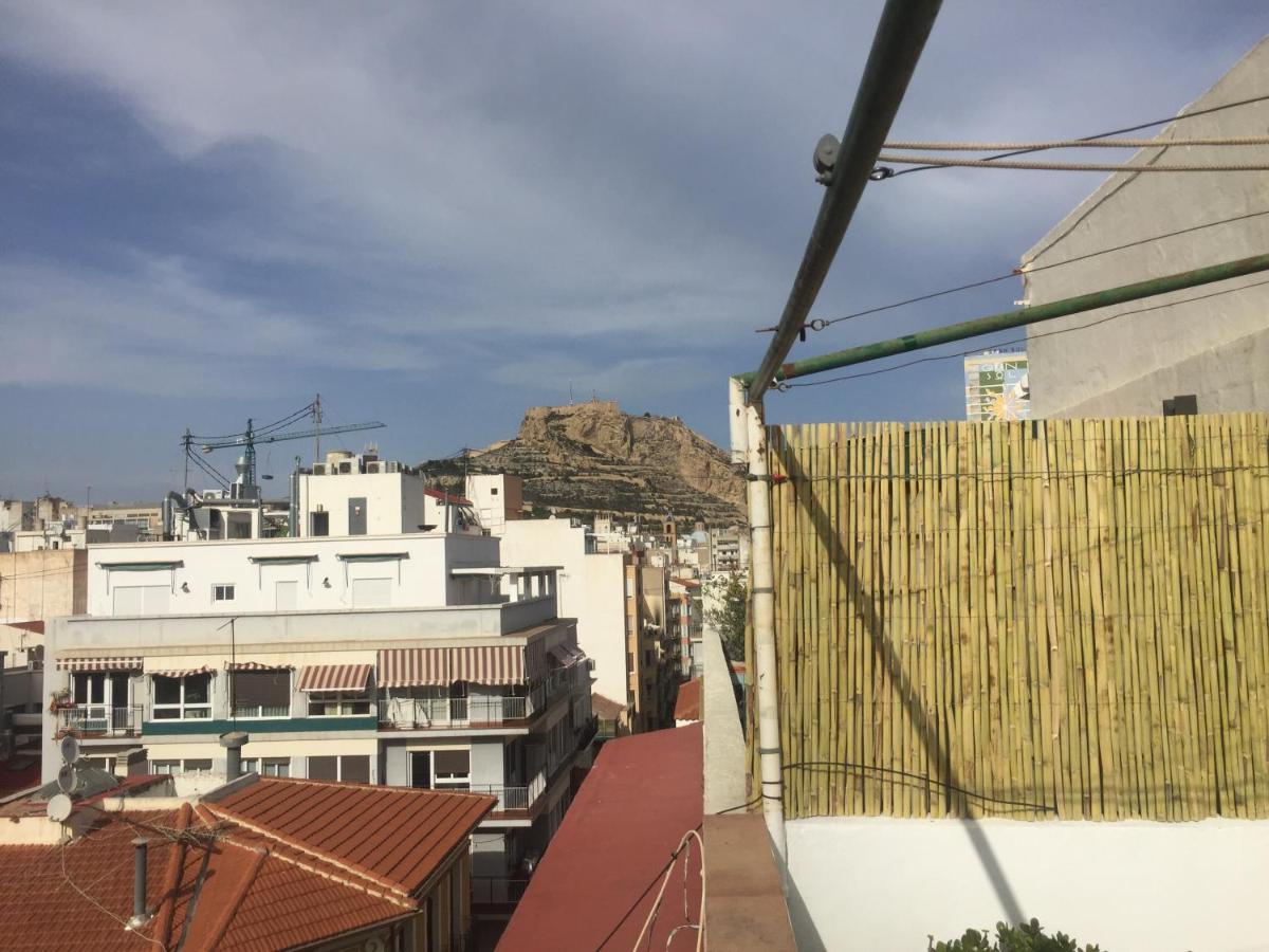 Atico Centrico Junto A La Playa Apartment Аликанте Екстериор снимка